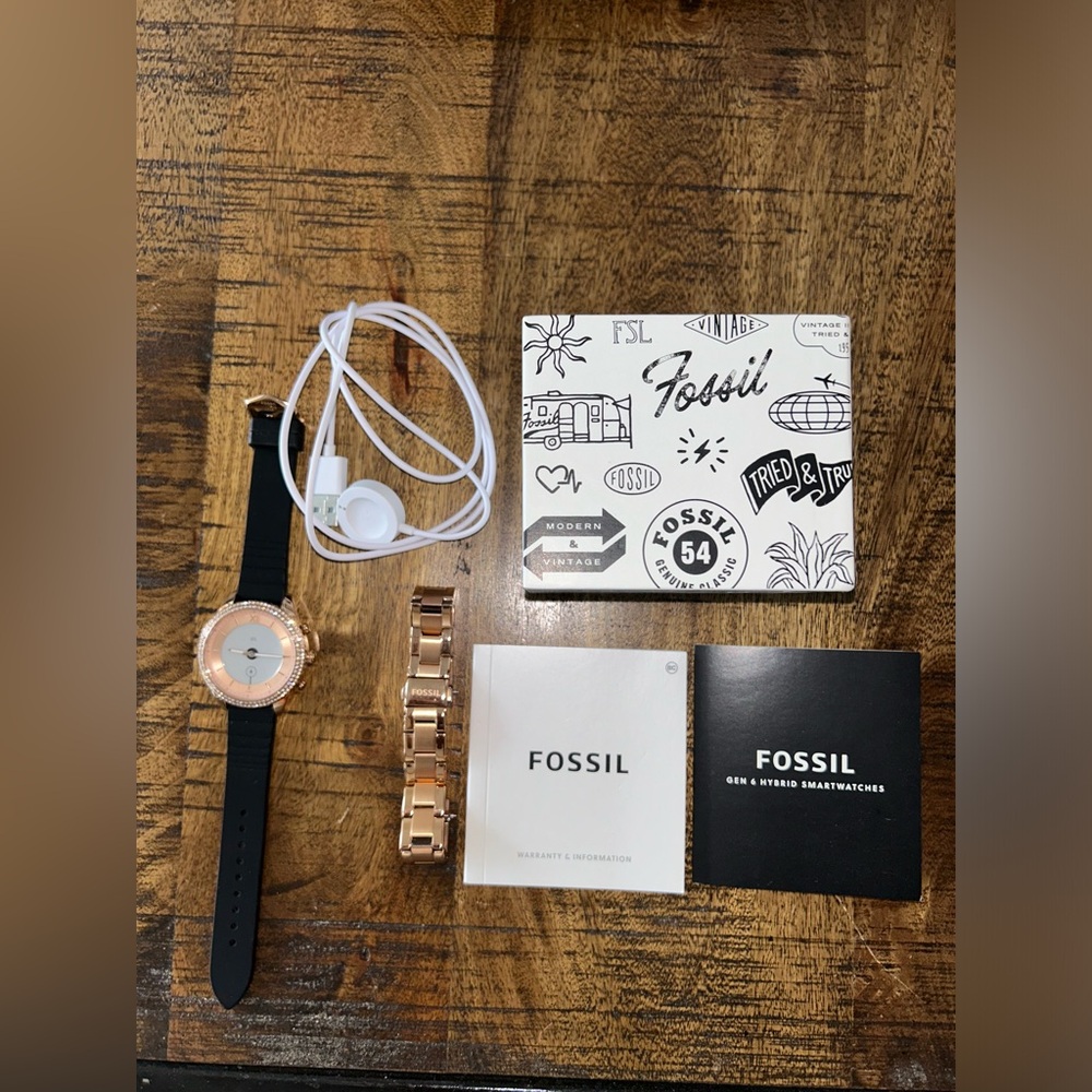 Fossil Gen 6 Hybrid smartwatch